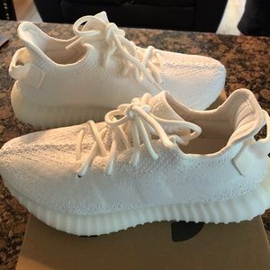 Yeezy 350 v2 “Cream”